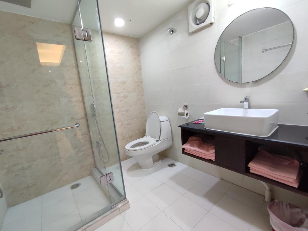 Hotel Holy Gate Силхет Экстерьер фото