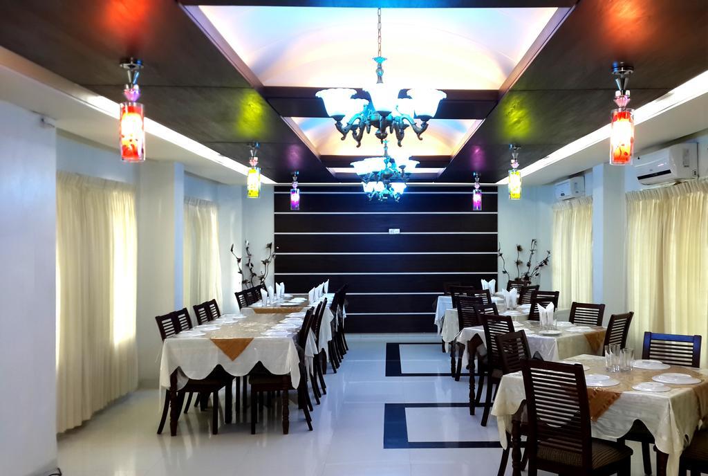 Hotel Holy Gate Силхет Экстерьер фото