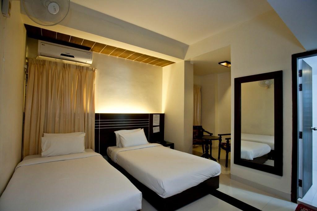 Hotel Holy Gate Силхет Номер фото