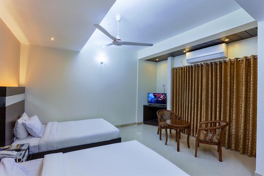 Hotel Holy Gate Силхет Экстерьер фото