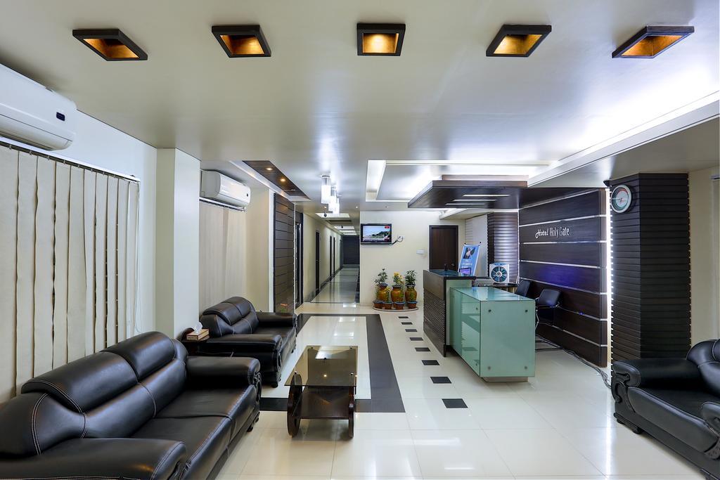 Hotel Holy Gate Силхет Экстерьер фото